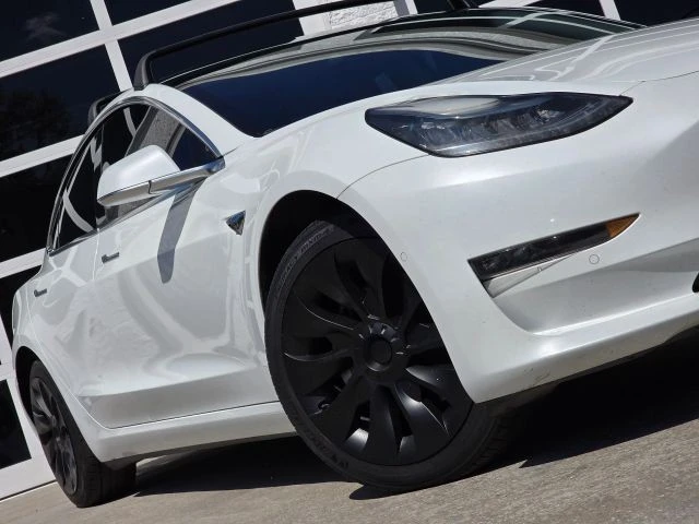 2018 Tesla Model 3 - Image 12 of 21