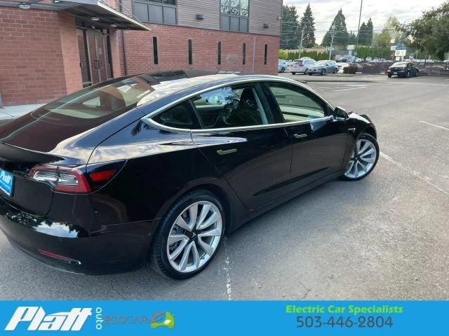 2018 Tesla Model 3 - Image 9 of 21