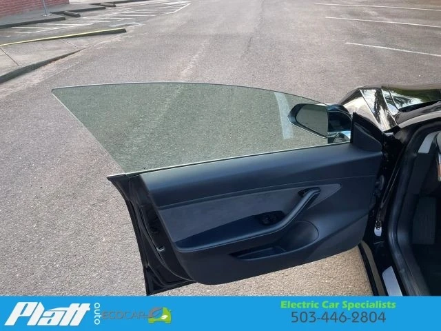 2018 Tesla Model 3 - Image 19 of 21