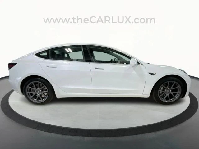 2018 Tesla Model 3 - Image 8 of 12
