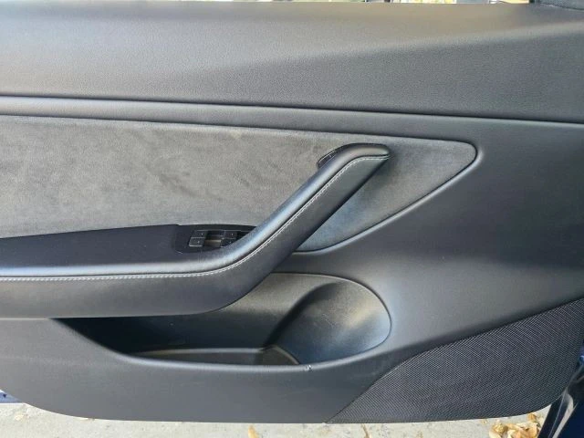 2018 Tesla Model 3 - Image 18 of 21