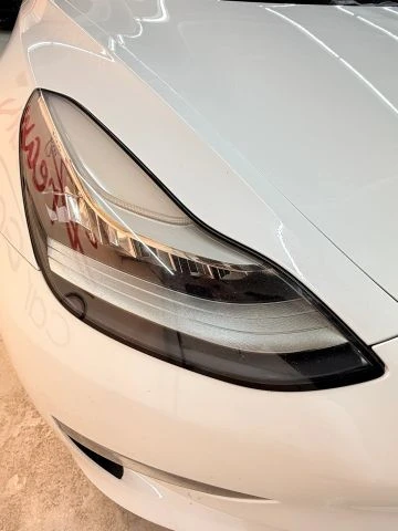 2018 Tesla Model 3 - Image 19 of 21
