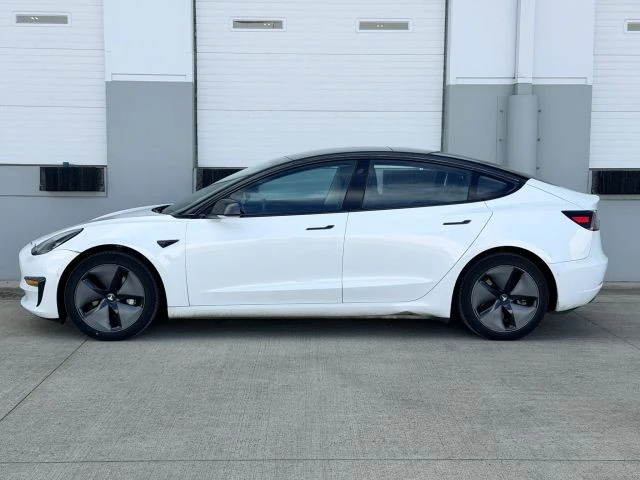2018 Tesla Model 3 - Image 2 of 21