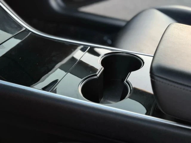 2018 Tesla Model 3 - Image 20 of 21