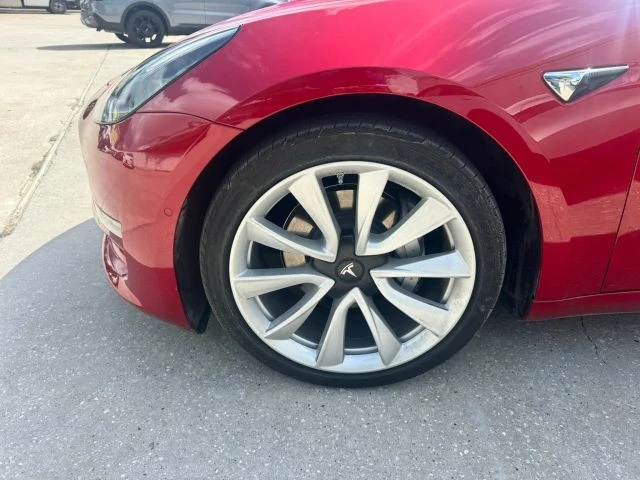 2018 Tesla Model 3 - Image 7 of 8