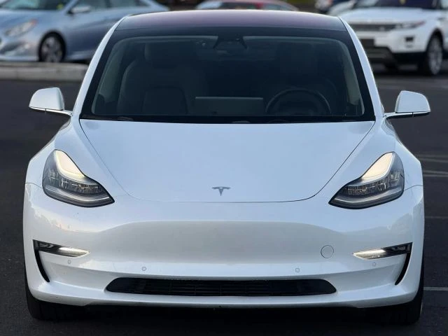 2018 Tesla Model 3 - Image 5 of 21