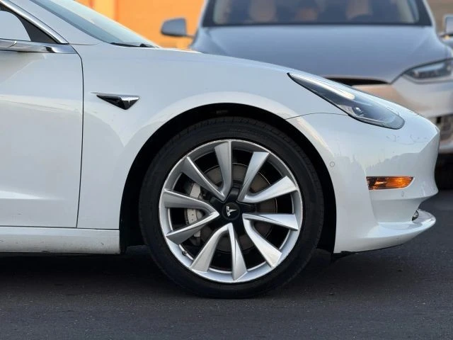 2018 Tesla Model 3 - Image 7 of 21