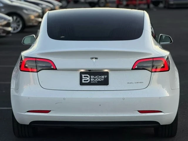 2018 Tesla Model 3 - Image 8 of 12