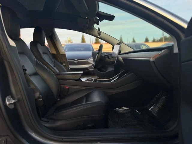 2018 Tesla Model 3 - Image 13 of 21