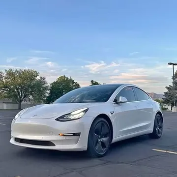 2018 Tesla Model 3 Long Range Sedan 4D
