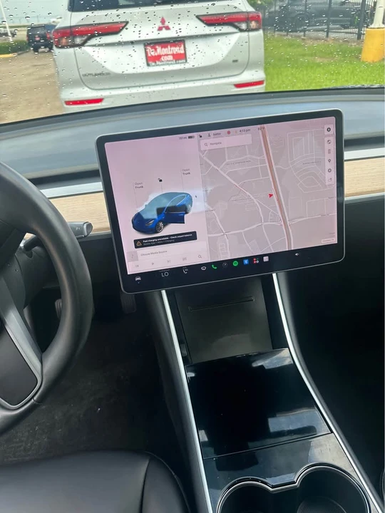 2018 Tesla Model 3 - Image 4 of 7