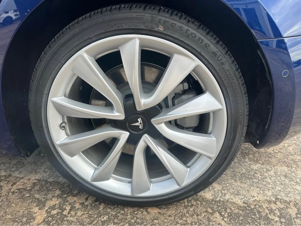 2018 Tesla Model 3 - Image 5 of 7