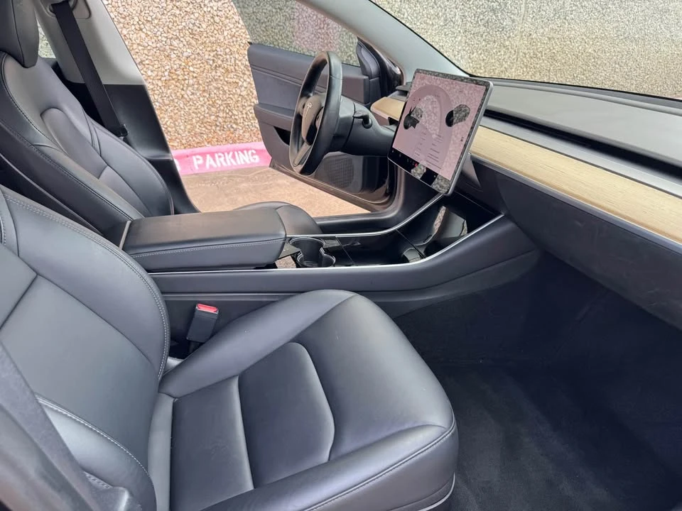 2018 Tesla Model 3 - Image 14 of 18