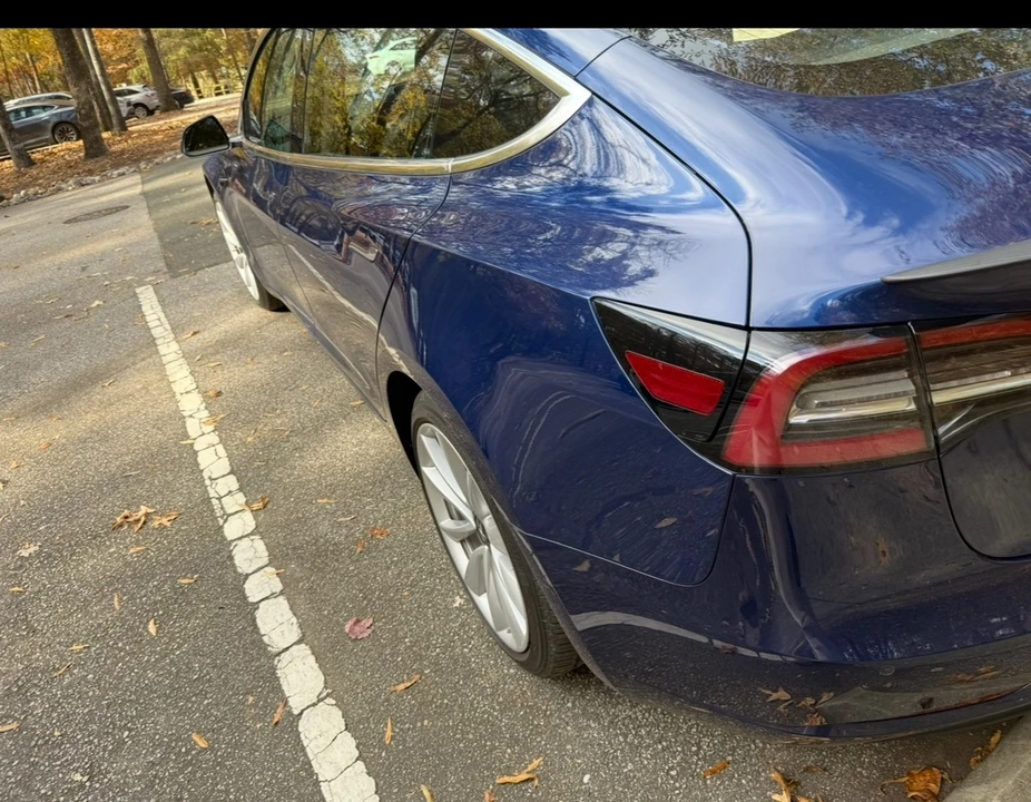 2018 Tesla Model 3 - Image 3 of 11