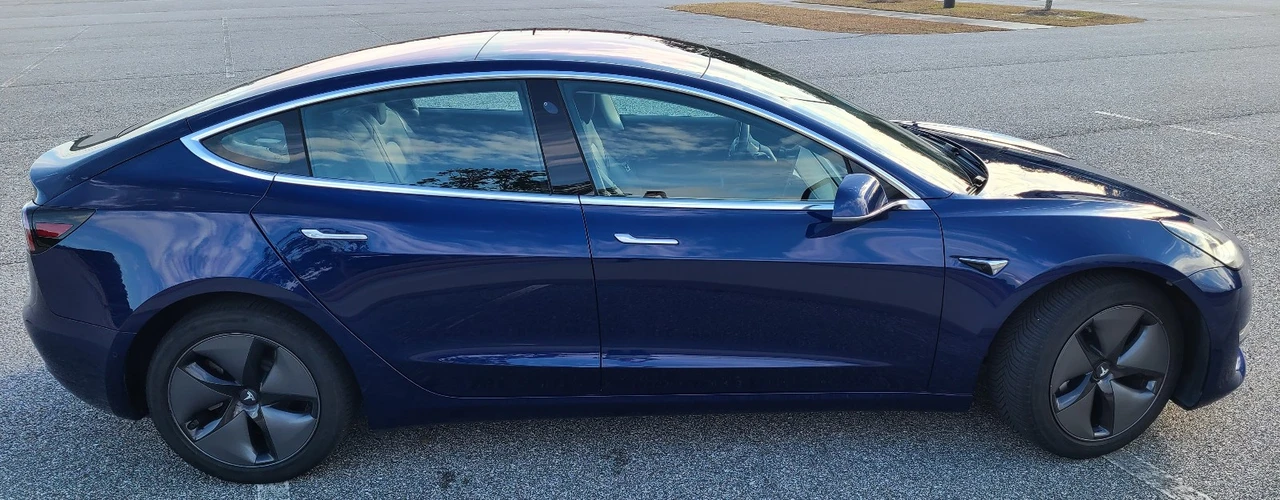 2018 Tesla Model 3 - Image 17 of 21
