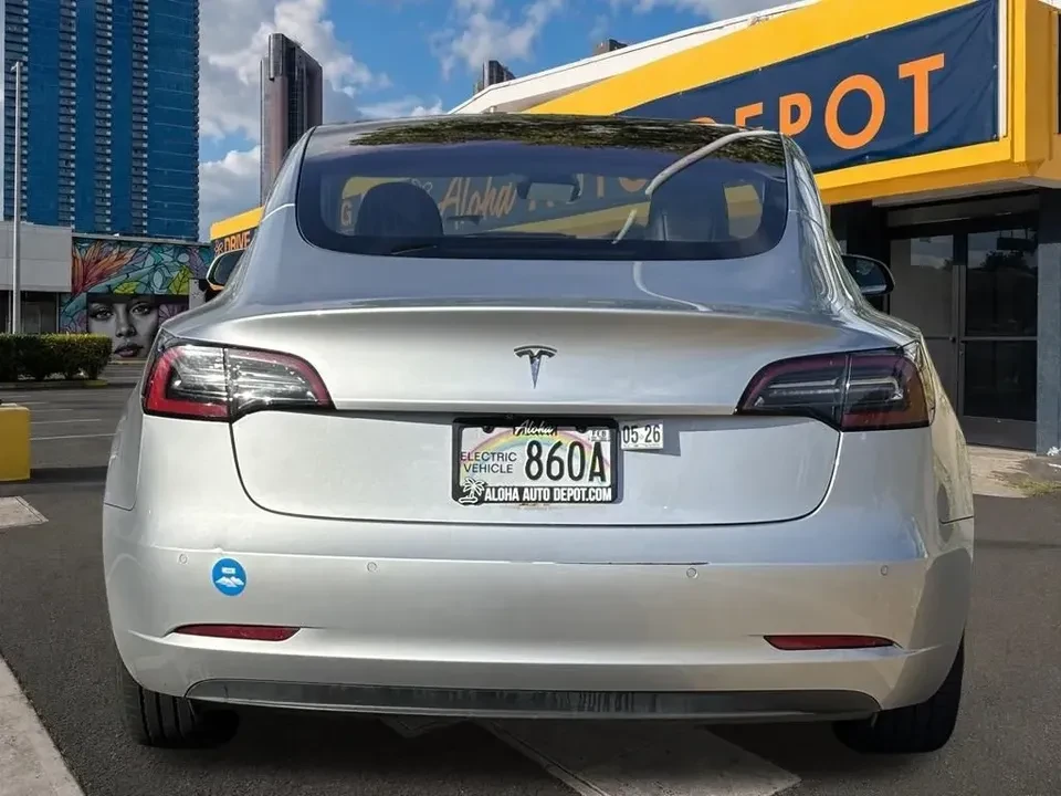 2018 Tesla Model 3 - Image 4 of 13