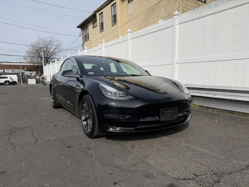 2018 Tesla Model 3 - Image 3 of 12