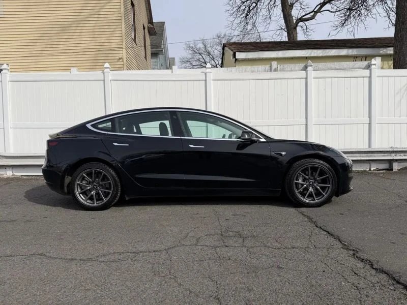 2018 Tesla Model 3 - Image 8 of 12