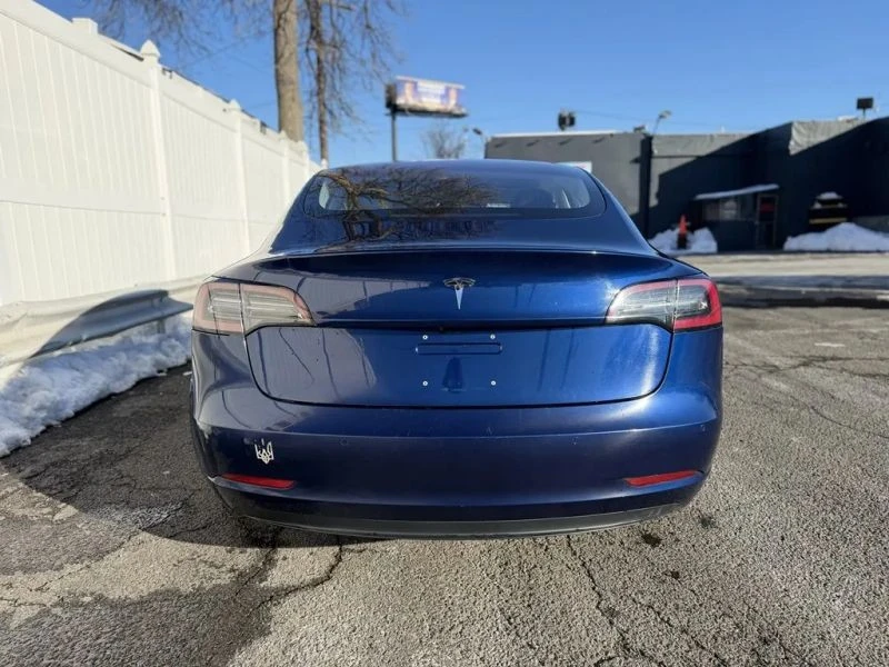 2018 Tesla Model 3 - Image 6 of 12