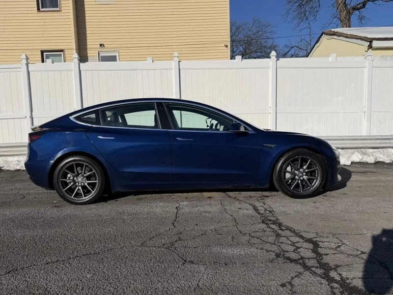 2018 Tesla Model 3 - Image 8 of 12