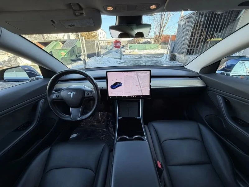 2018 Tesla Model 3 - Image 9 of 12