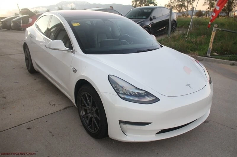 2018 Tesla Model 3 - Image 4 of 19