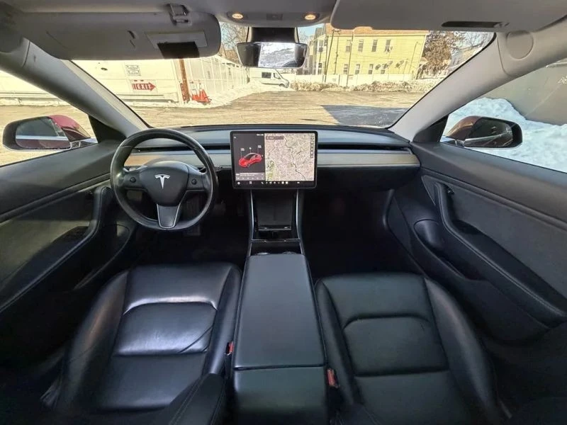 2018 Tesla Model 3 - Image 9 of 12