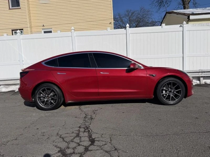 2018 Tesla Model 3 - Image 8 of 12