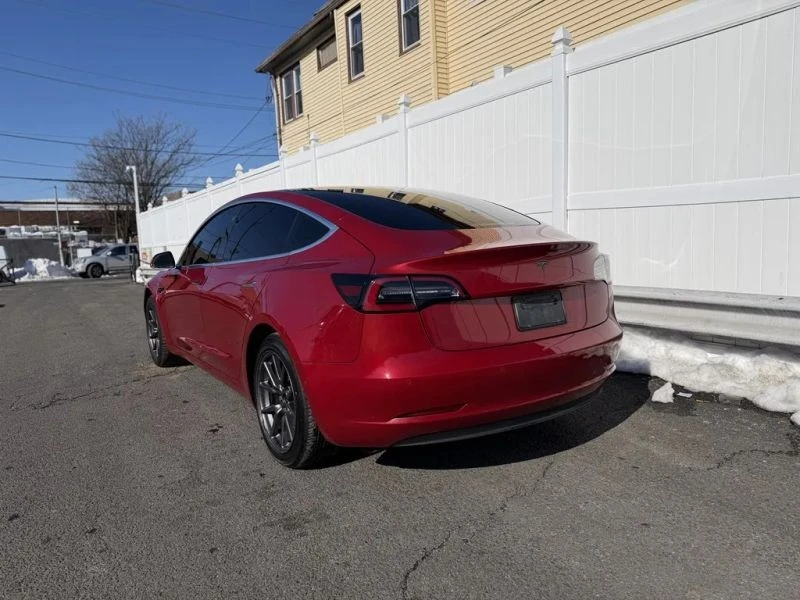 2018 Tesla Model 3 - Image 5 of 12