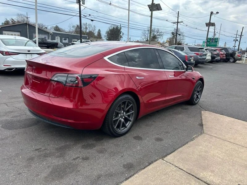 2018 Tesla Model 3 - Image 8 of 12