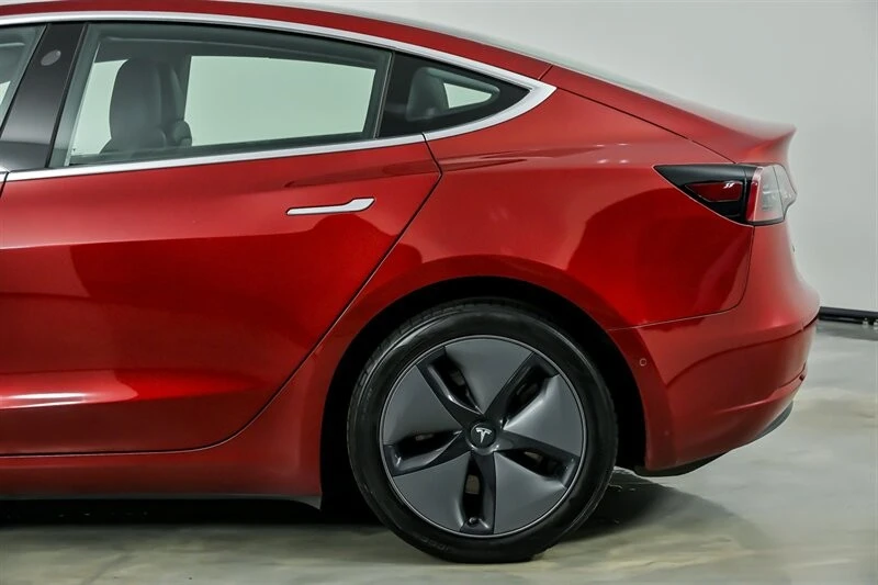 2018 Tesla Model 3 - Image 8 of 21