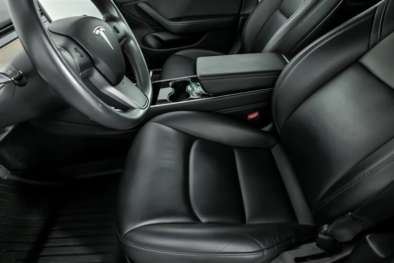 2018 Tesla Model 3 - Image 19 of 21
