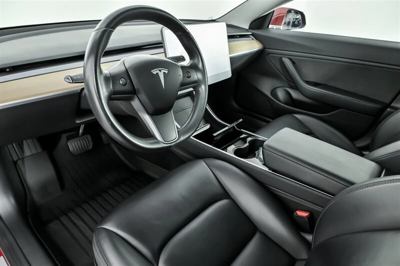 2018 Tesla Model 3 - Image 18 of 21