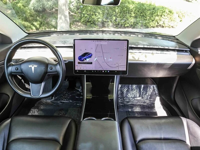 2018 Tesla Model 3 - Image 13 of 21