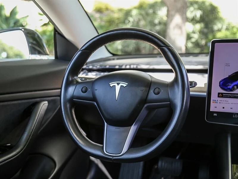 2018 Tesla Model 3 - Image 16 of 21