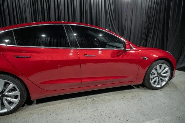 2018 Tesla Model 3 - Image 4 of 12