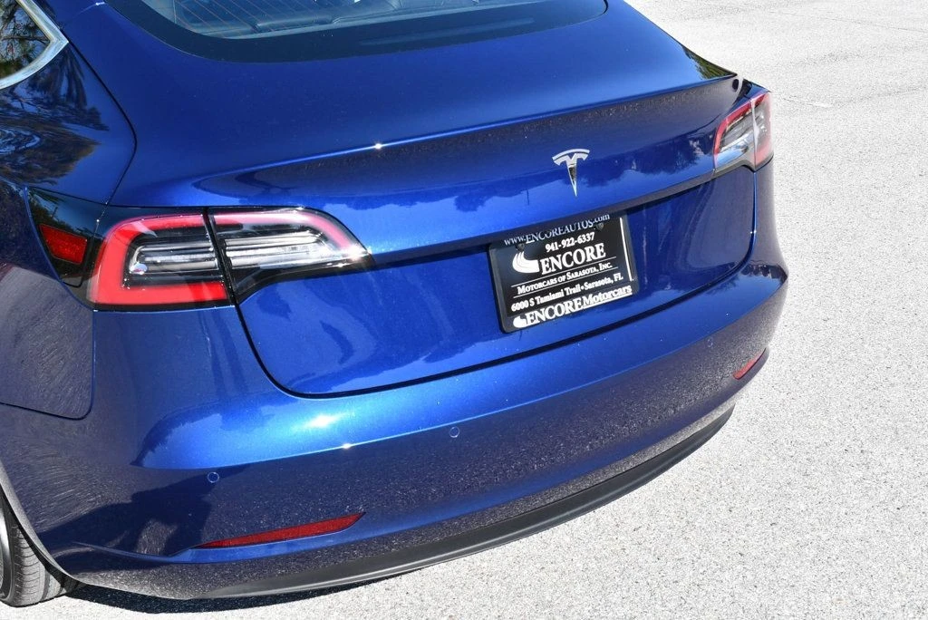 2018 Tesla Model 3 - Image 10 of 12