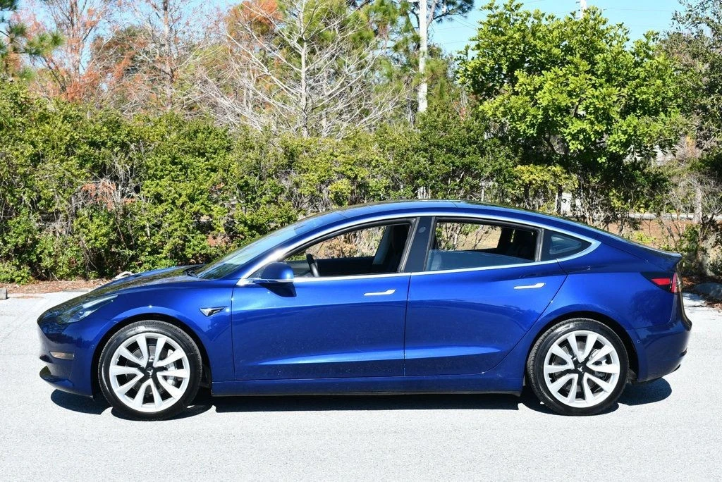 2018 Tesla Model 3 - Image 3 of 12