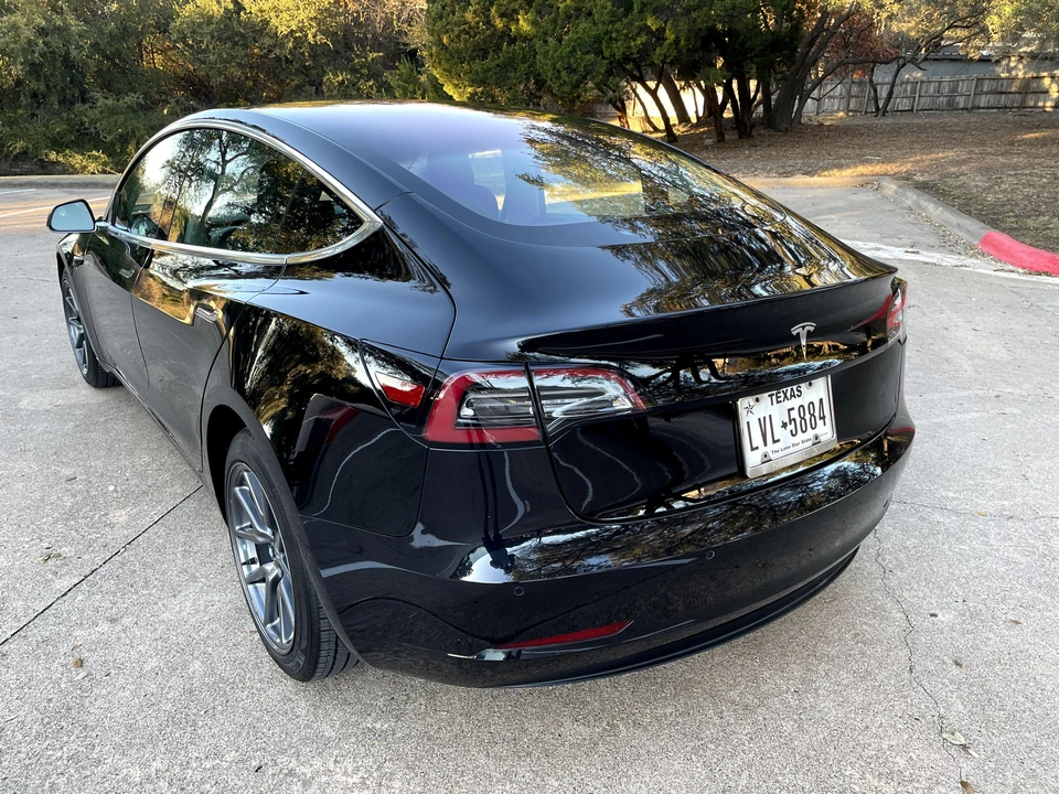 2018 Tesla Model 3 - Image 28 of 31