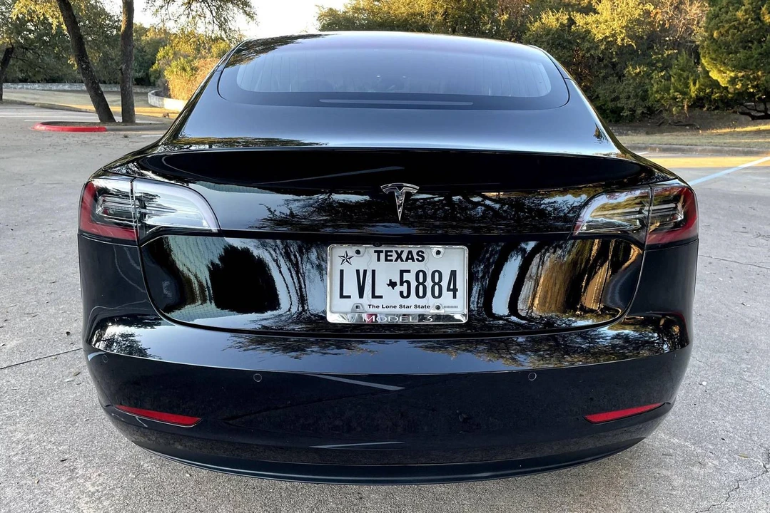 2018 Tesla Model 3 - Image 5 of 31