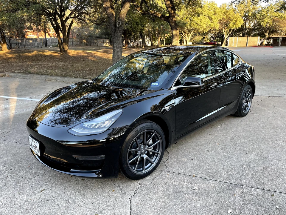 2018 Tesla Model 3 - Image 12 of 31