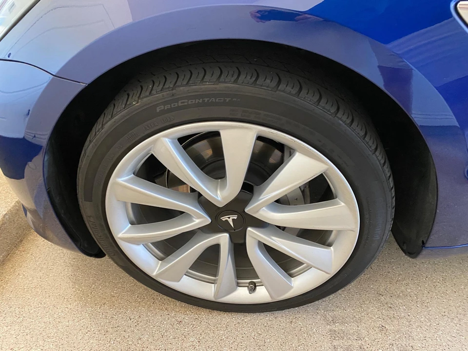 2018 Tesla Model 3 - Image 28 of 31