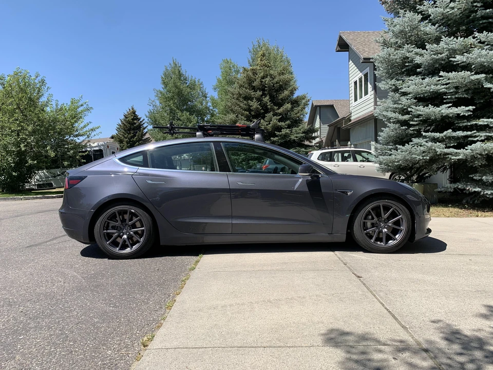 2018 Tesla Model 3 - Image 18 of 31
