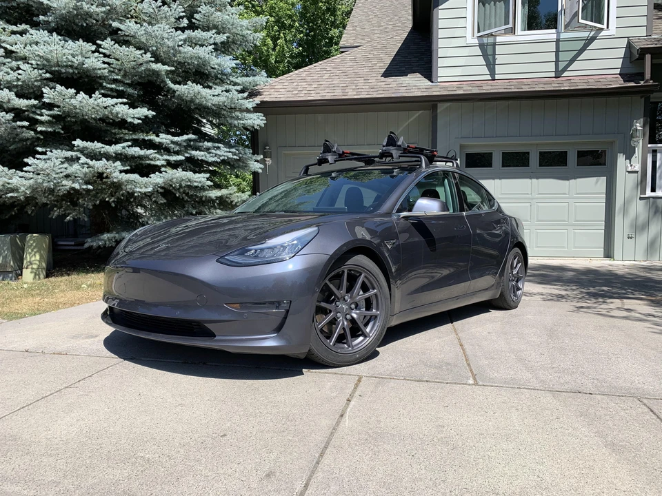 2018 Tesla Model 3 - Image 8 of 31