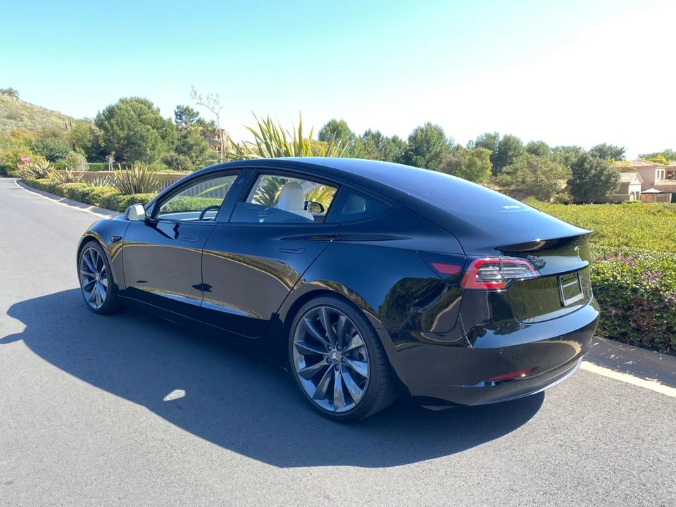 2018 Tesla Model 3 - Image 22 of 31