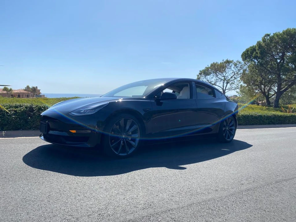 2018 Tesla Model 3 - Image 8 of 31