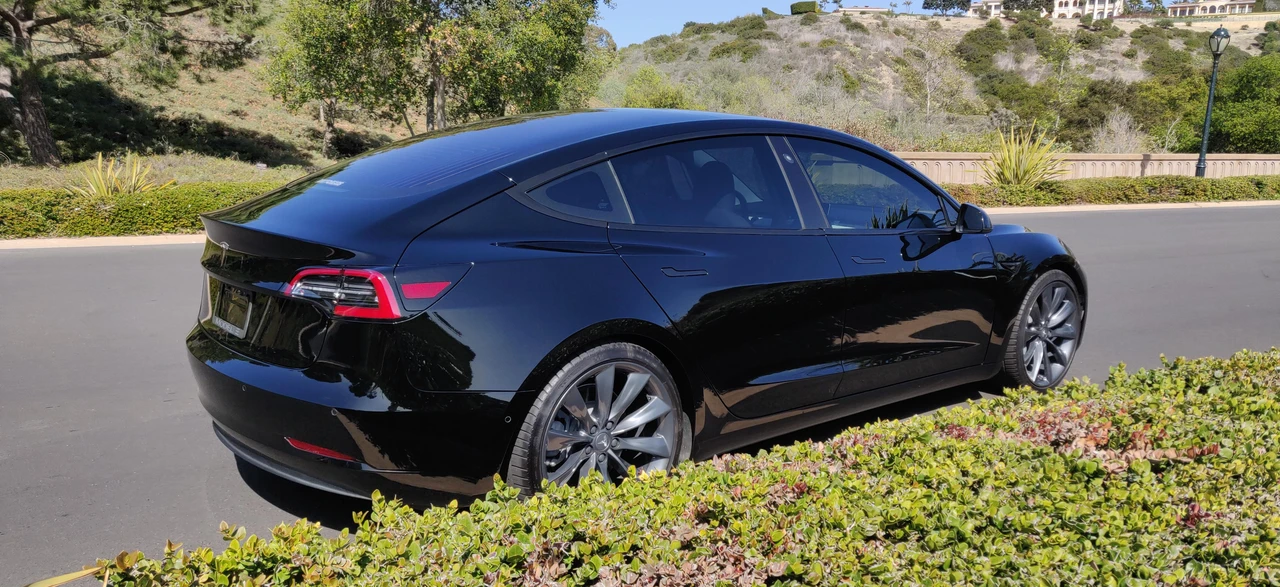 2018 Tesla Model 3 - Image 27 of 31