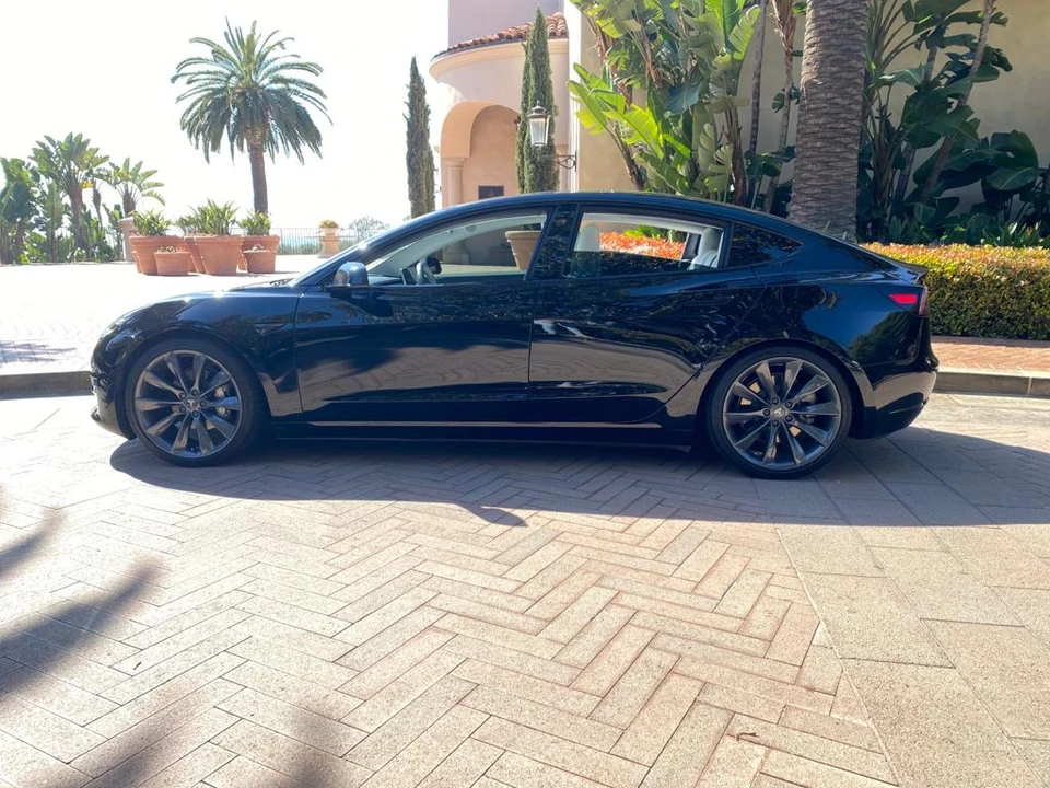 2018 Tesla Model 3 - Image 14 of 31