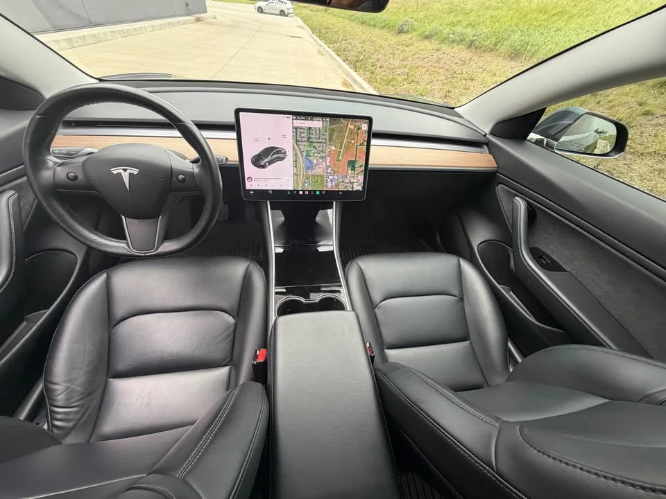 2018 Tesla Model 3 - Image 15 of 19