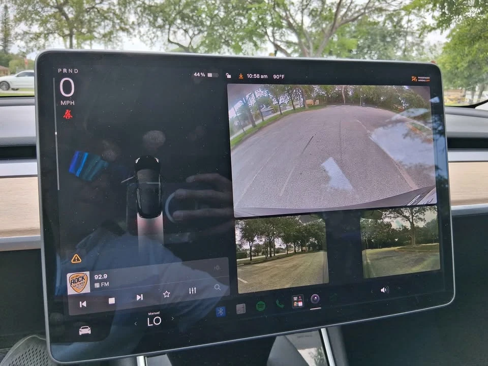 2018 Tesla Model 3 - Image 14 of 15